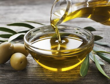Η ΑΑΔΕ θα ξεκινήσει έρευνες στα ελαιοτριβεία
